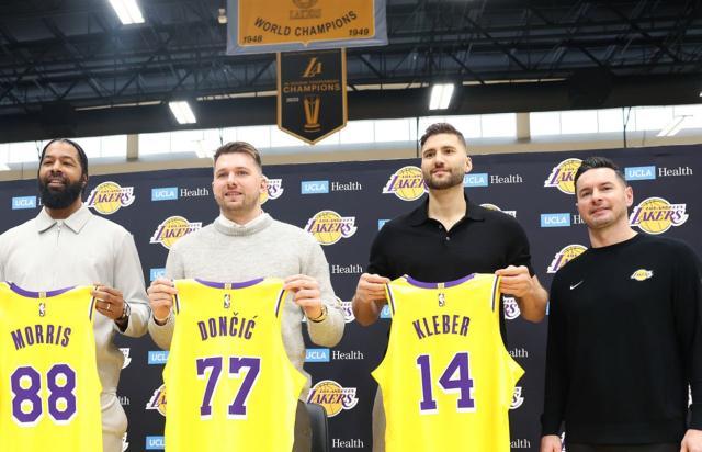 GA黄金甲官方网站-东契奇首谈被交易:以为是愚人节,詹皇迅速致电