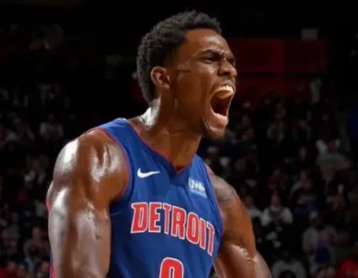 GA黄金甲官方网站-活塞记者：杰伦-杜伦因右膝酸痛本场比赛不会回归