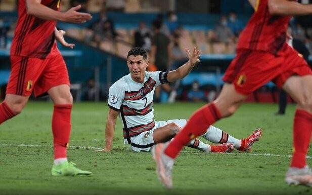 2016欧洲杯“躺冠” 2020欧洲杯C罗“躺平”穿金靴?