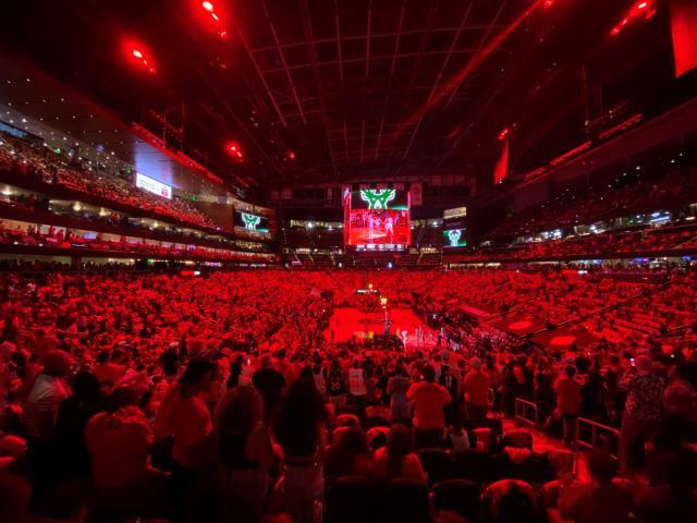 GA黄金甲-【现场】吹扬带伤出战竟成累赘 年轻老鹰来年再战